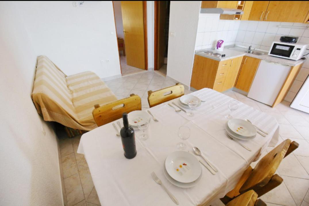 Apartmani Mirjana Tribanj-Kruscica Exterior foto
